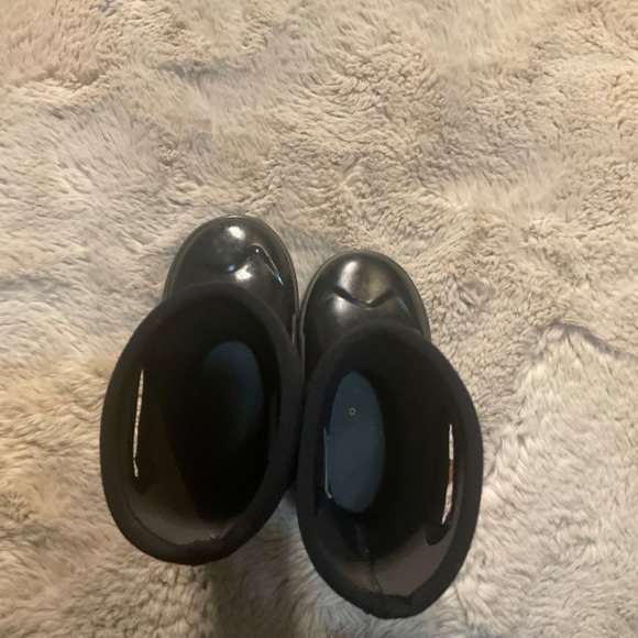 Bogs Rubber Boots Size 8 Toddler Black Insulated Pull On Style 78756-001 - Picture 8 of 8